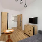 Waska Bright Apartment With Balcony By Noclegi Renters